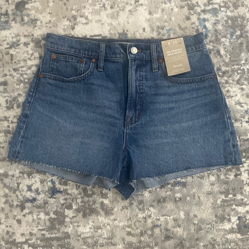 Madewell The Perfect Jean short in size 29